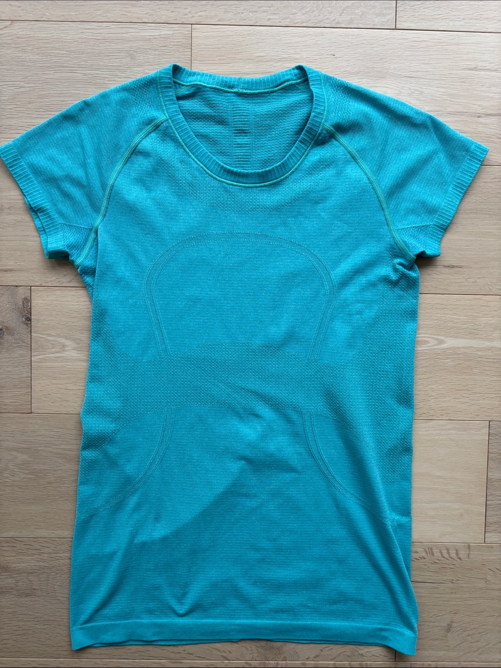 Lululemon Run: Swiftly Tech Short Sleeve
Heathered Bali Breeze